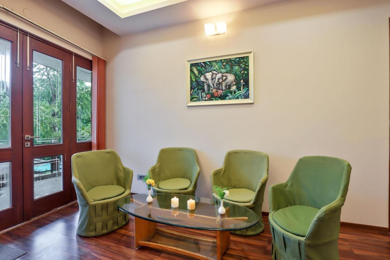 Stayvista'S Prakriti Farms With Outdoor Pool, Complimentary Breakfast And Hi-Tea Udaipur Exterior photo